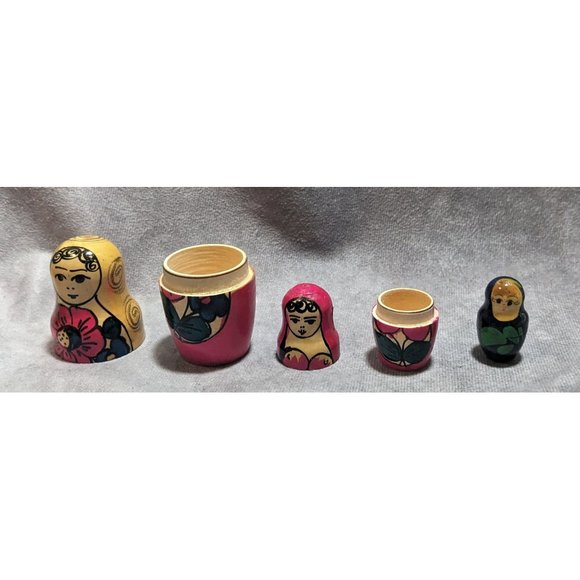 Traditional Hand Painted Russian Wooden Nesting Dolls - Picture 13 of 14